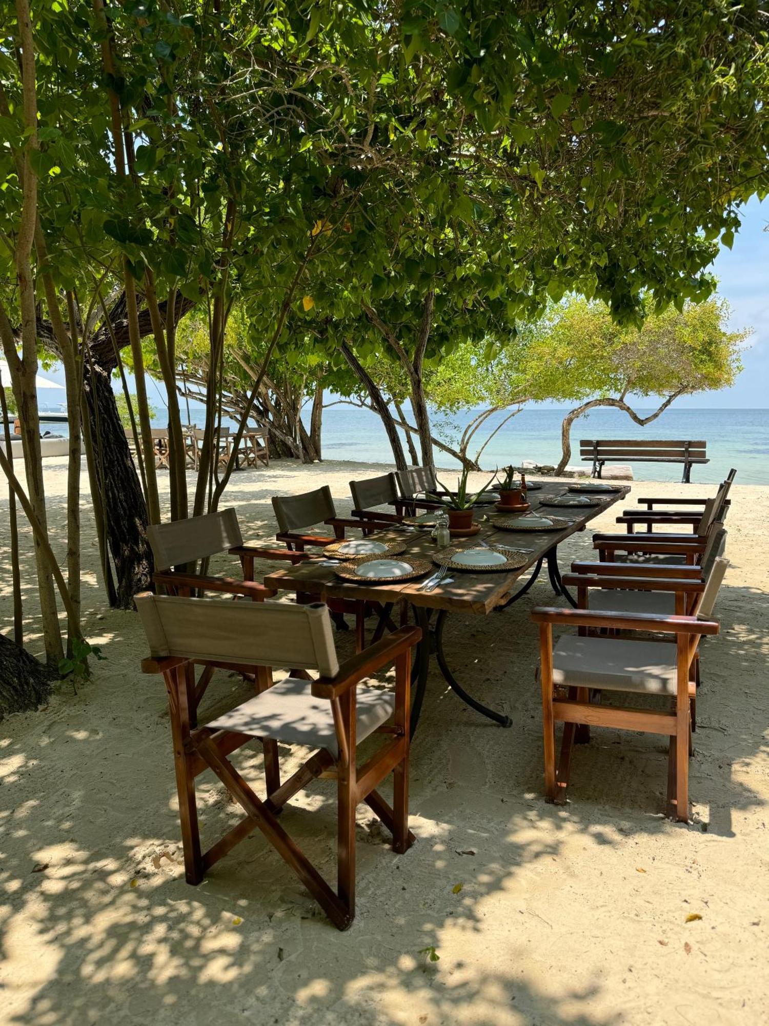 Sabai Beach Hotel Isla Barú Kültér fotó